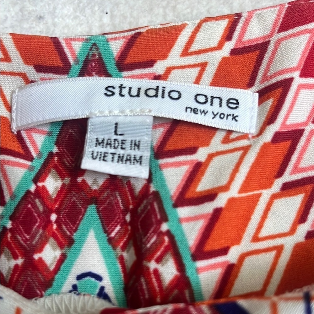 (255)Studio One Red and Orange Sleeveless Sheath Dress - Picture 4 of 6